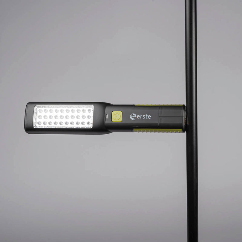 Lanterna Hugo Erste 85lm - panou LED aprins lumina ambientala puternica