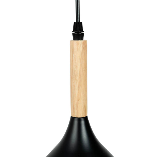 Detaliu soclu E27 și finisaj negru mat pendul Player Erste - compatibil bec Edison LED