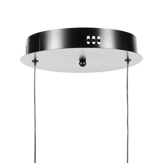 Detaliu finisaj negru mat pendul Glace Erste E27 - linii fluide design modern rafinat