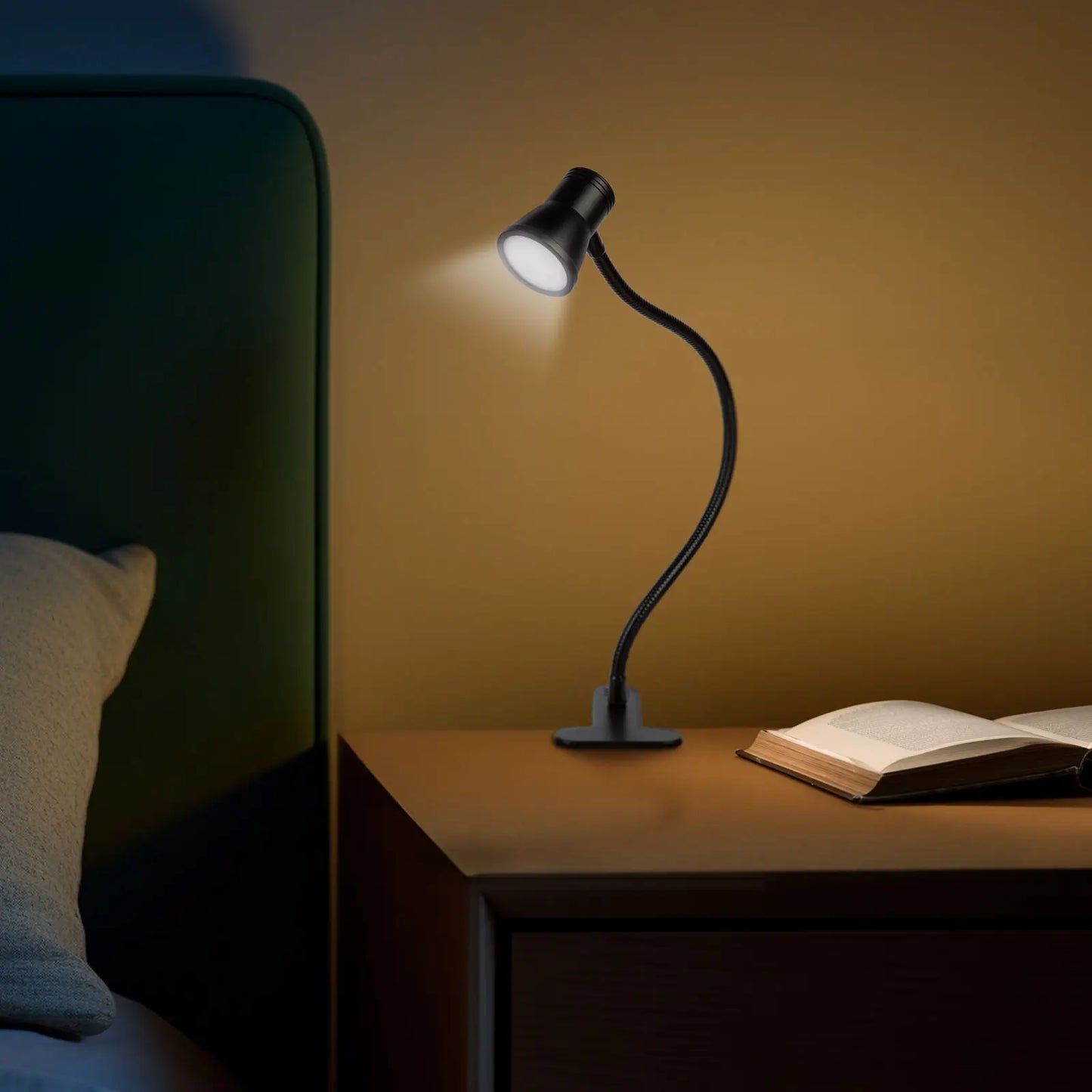 Lampa LED de birou flexibila cu clema/ USB/ 500lm reglaj intensitate si temperatura de culoare/ negru Phenom 20258