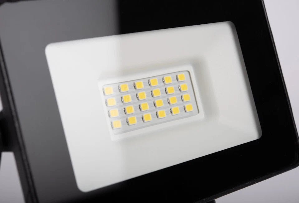 Proiector LED cu Senzor 20W 6400K IP65 - HOMELIGHT - eVoltaSmart