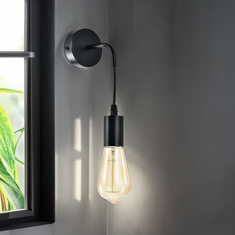 Detaliu aplică ROPE AP1 Klausen metal negru, stil industrial minimalist, compatibil bec filament E27
